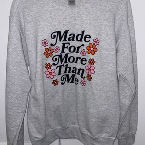 Gildan Gray Sweatshirt with Floral Design